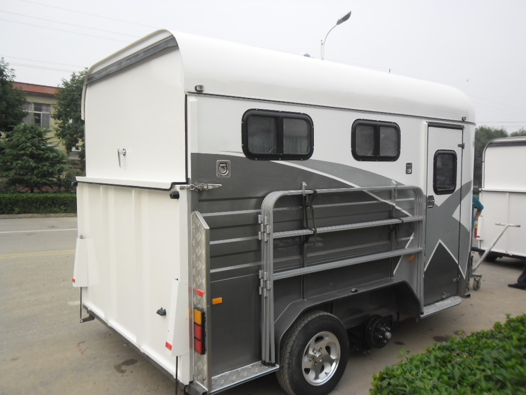 Lengthened Angle Load Horse Float for 2 Horses
