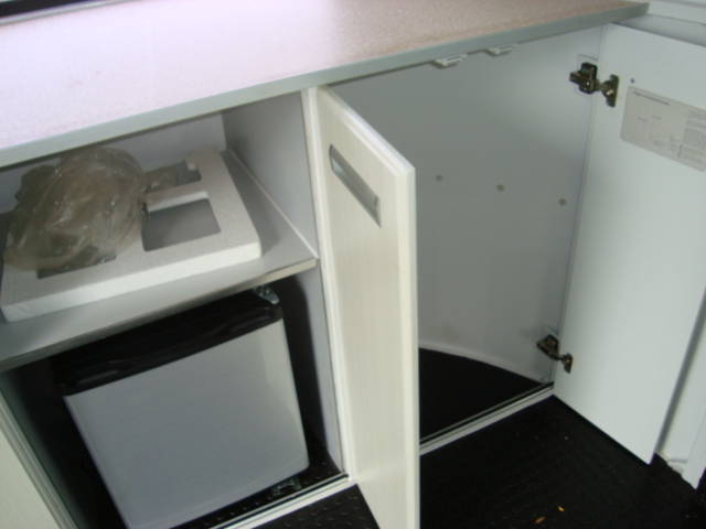 Lengthened Angle Load Horse Float for 2 Horses