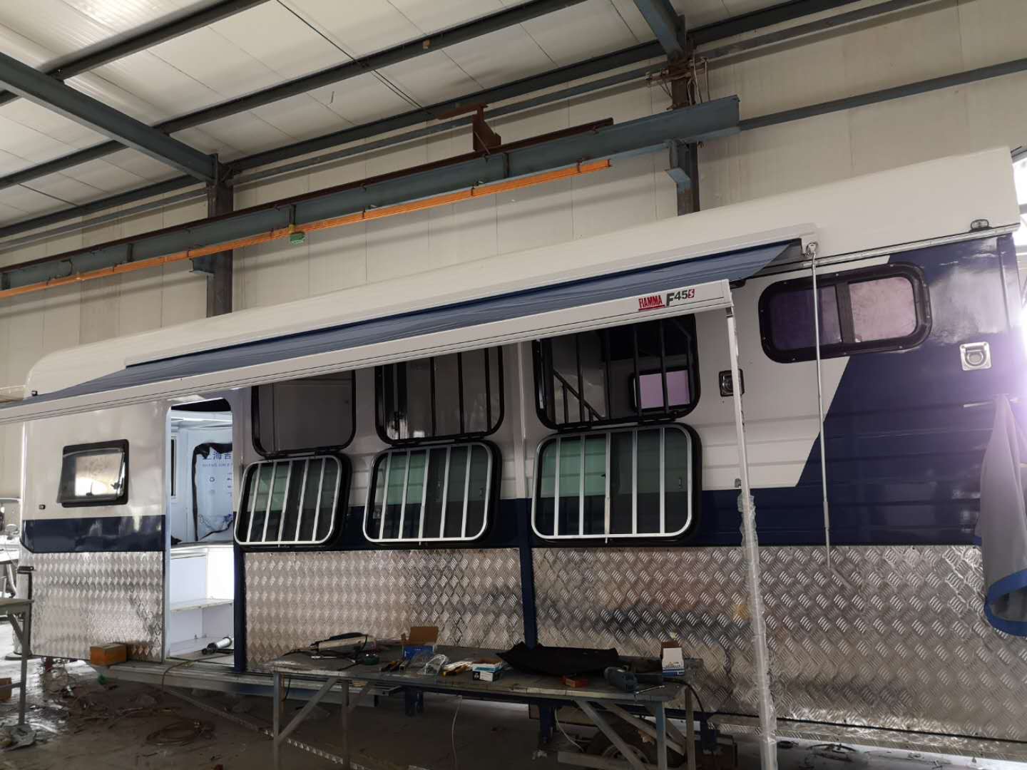 Customized Horse Float