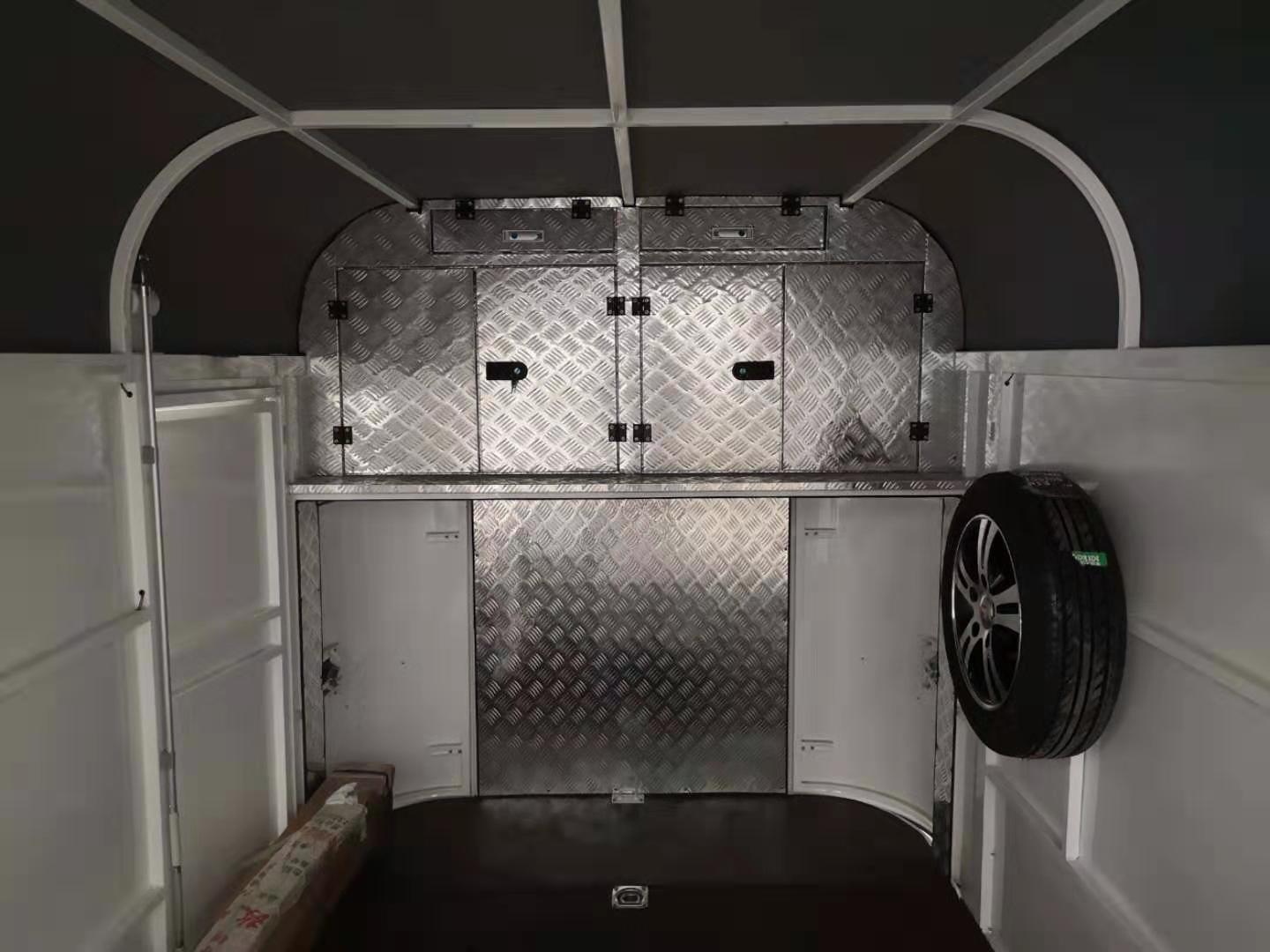 Customized Horse Float