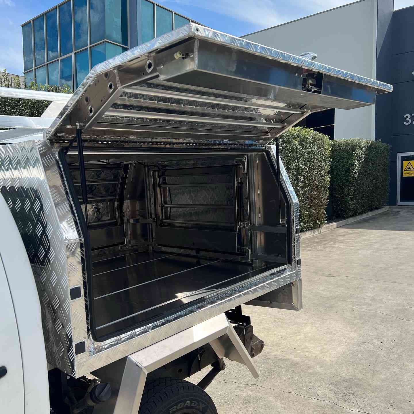 Aluminum Ute Canopy