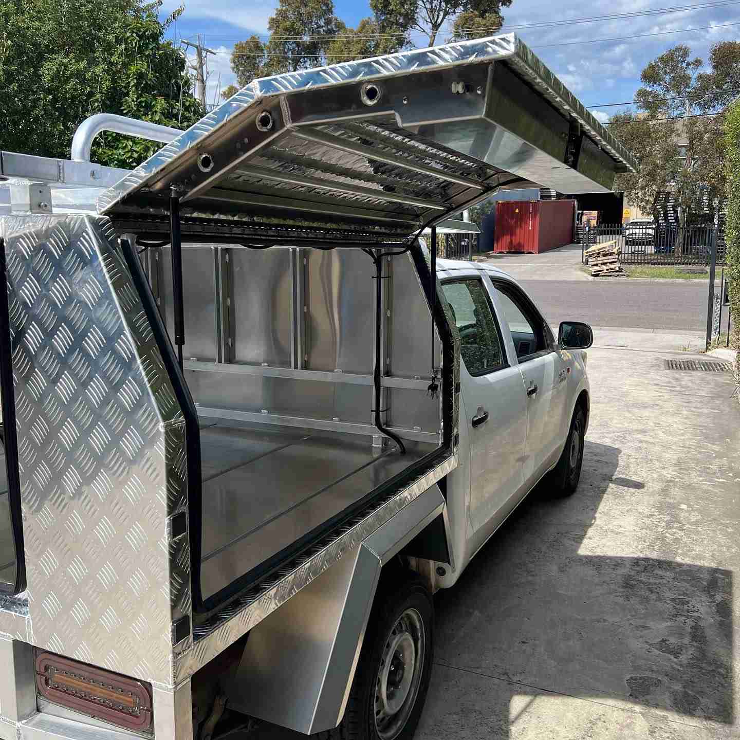 Aluminum Ute Canopy