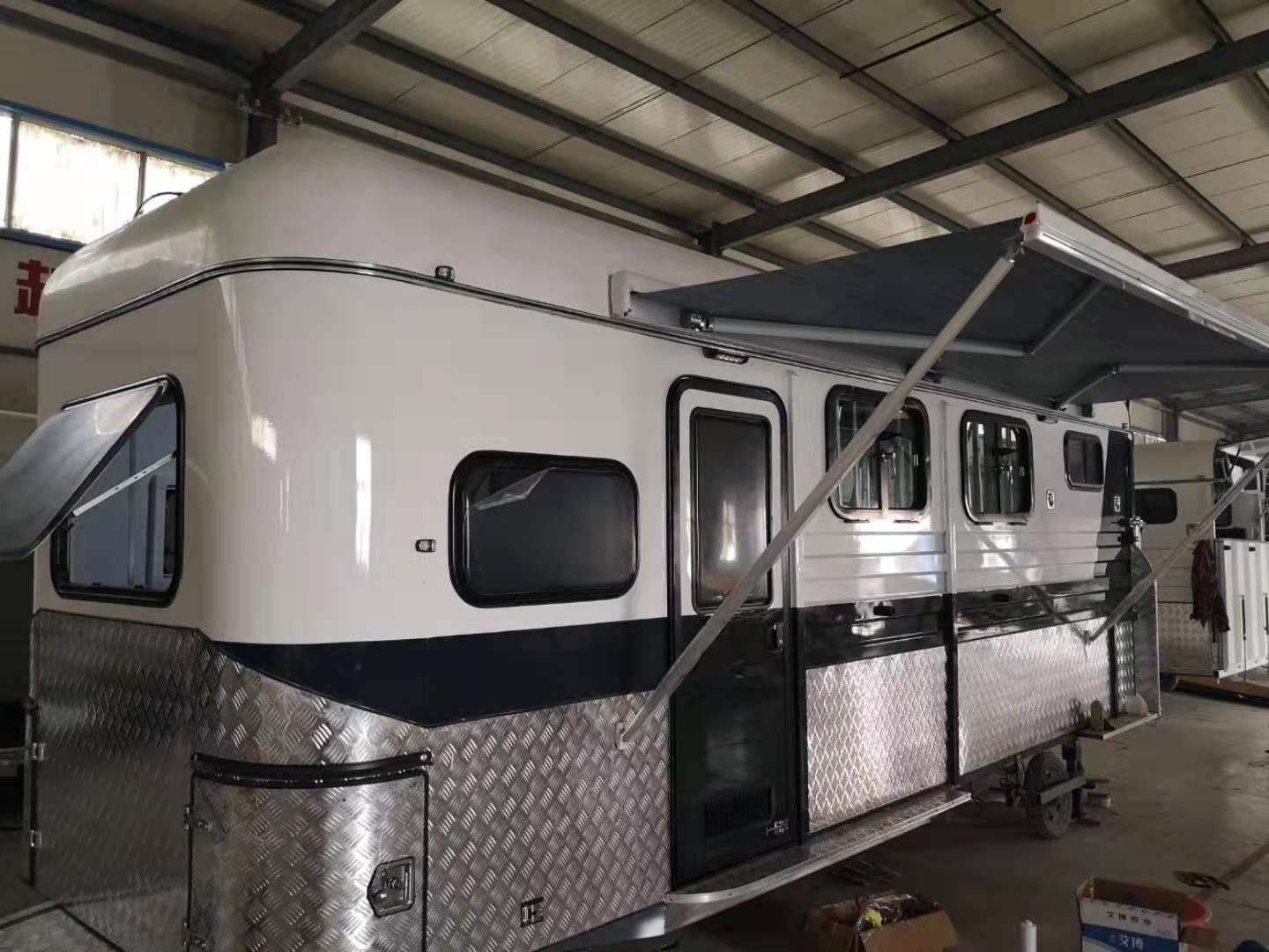 Customized Horse Float