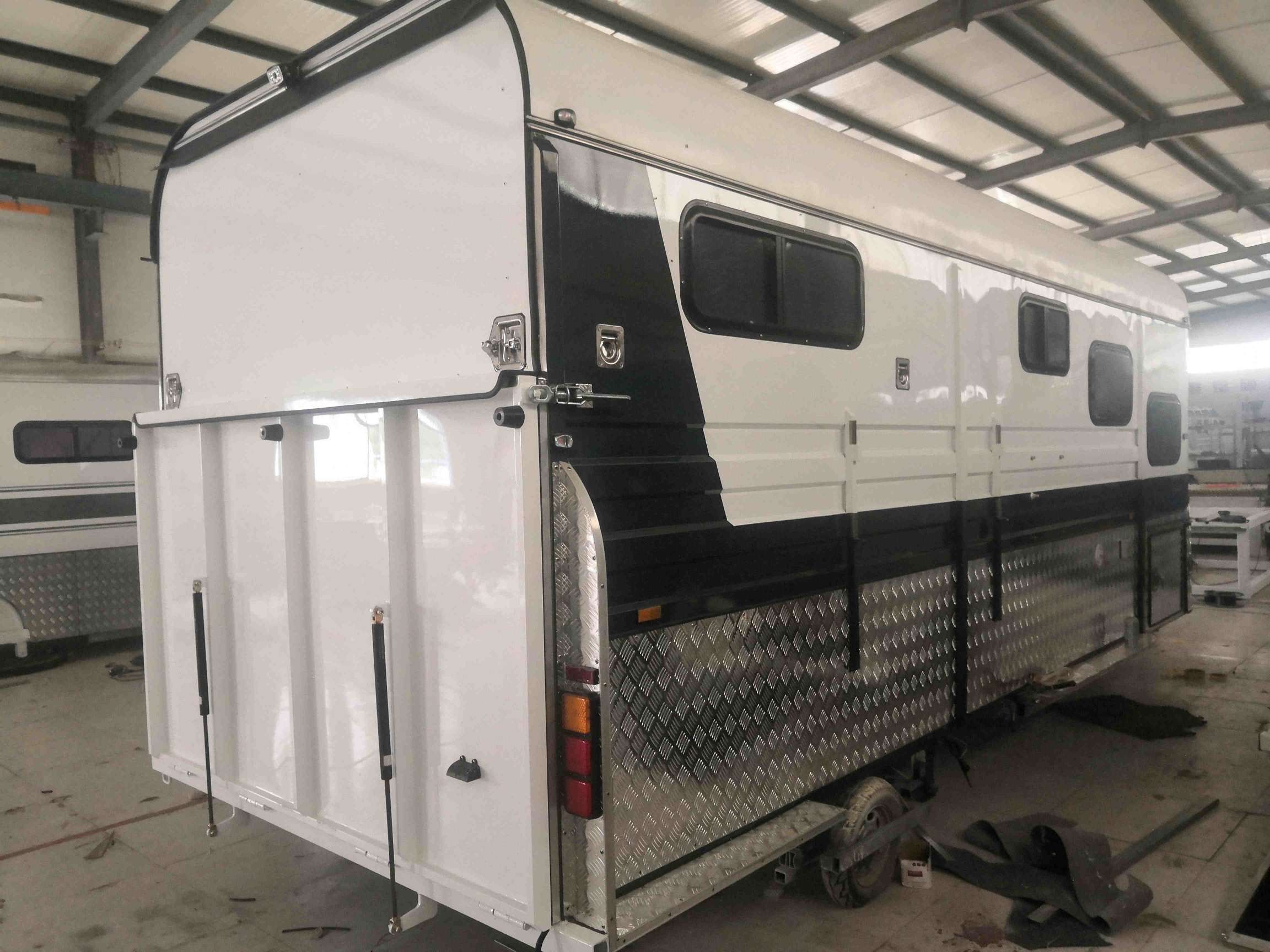 Customized Horse Float