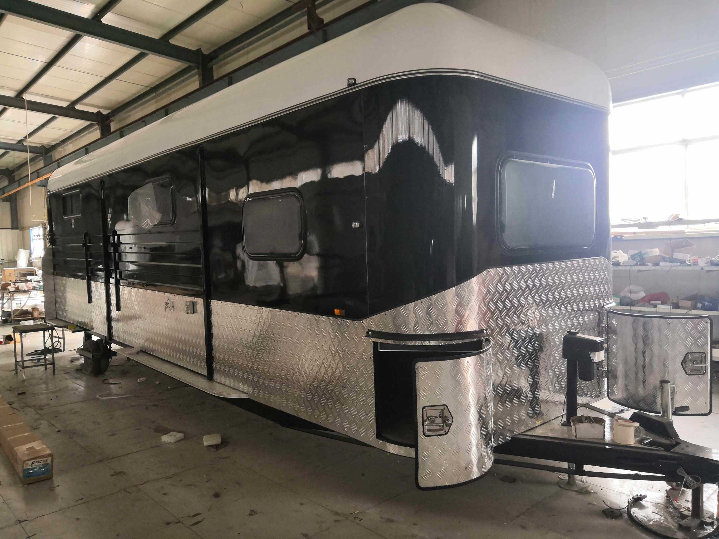 Customized Horse Float