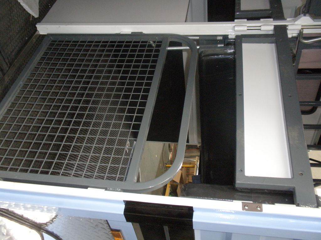 Deluxe Type Horse Float for 2 Horses