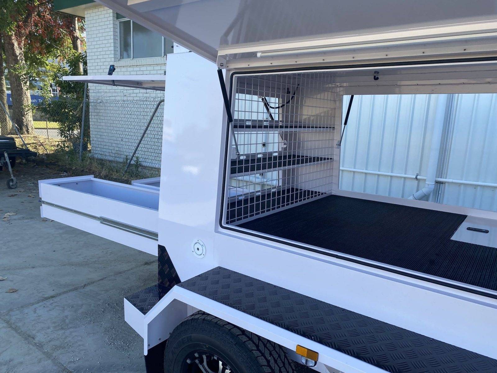 Double Axles Big Size Tradesman Trailer