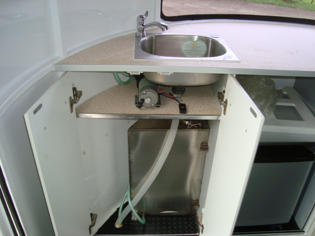 Deluxe Type 2 Horses Angle Load Horse Trialer