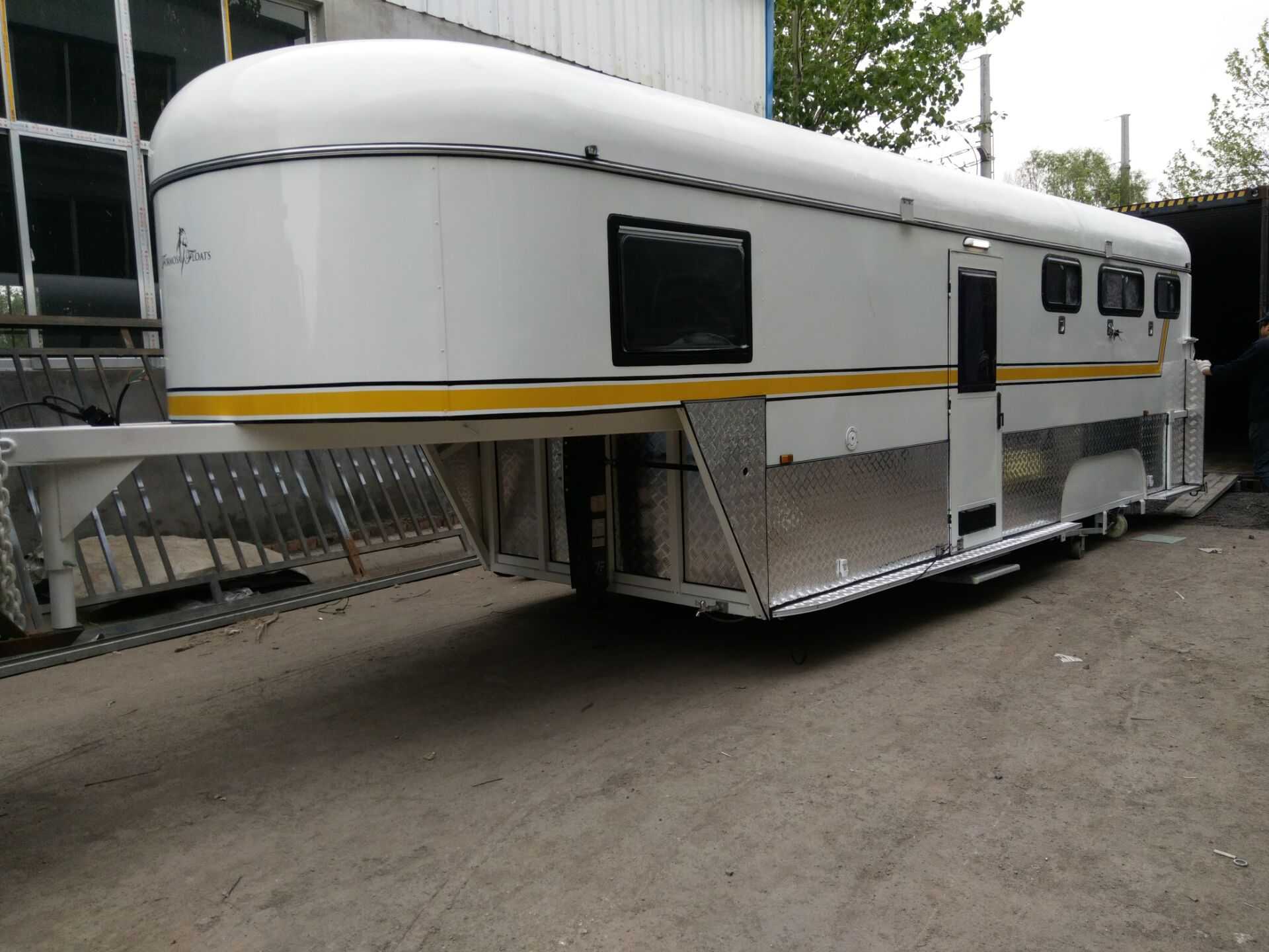 custom made square front horse trailer