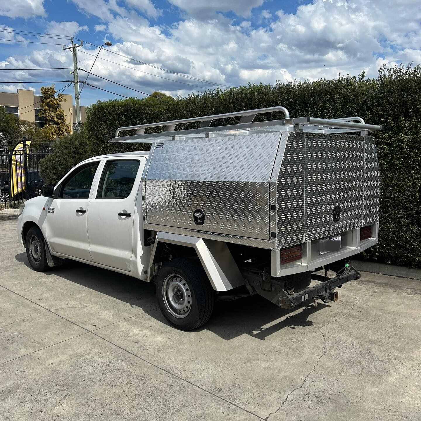 Aluminium checker plate ute canopy