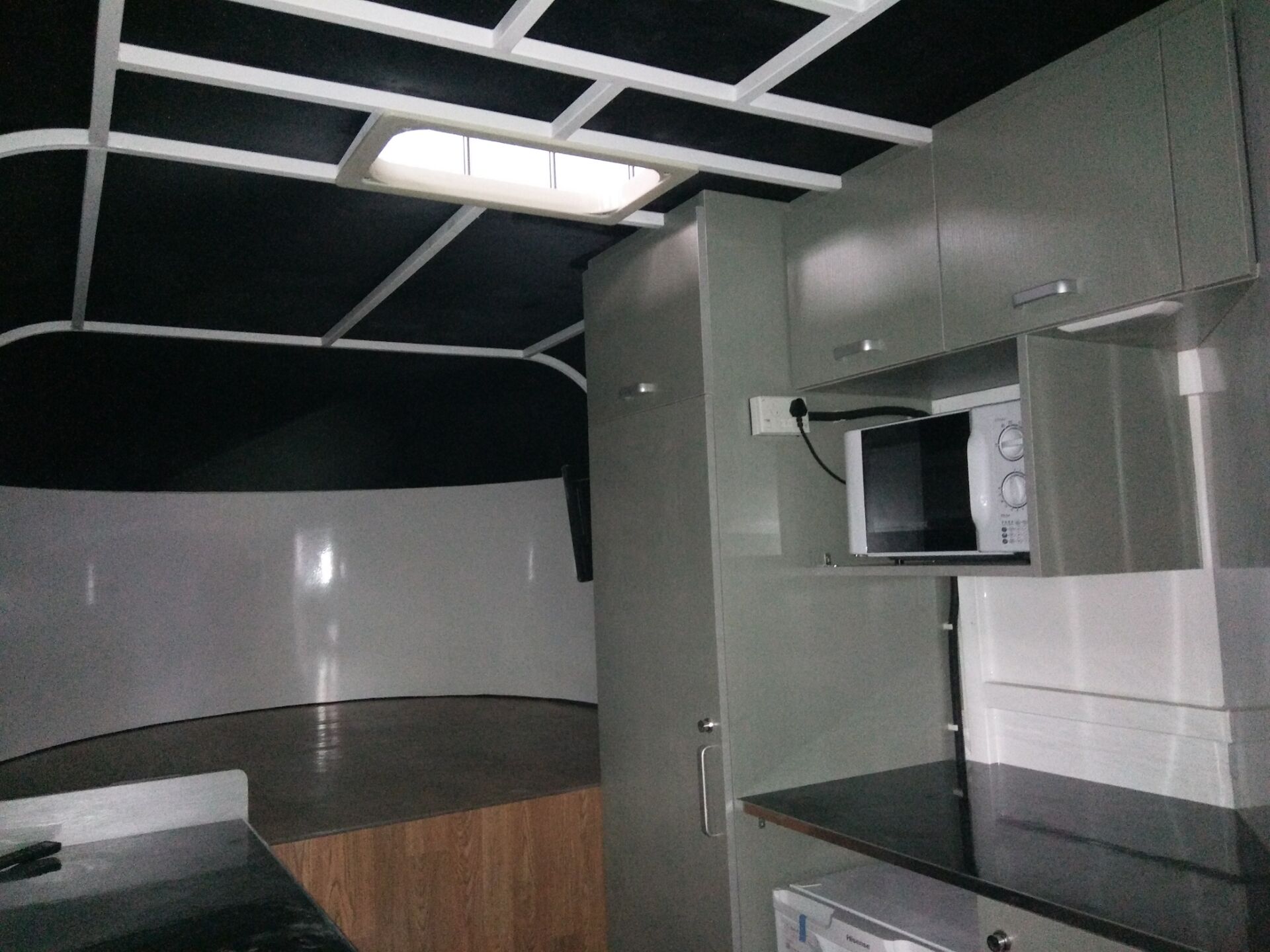 custom made square front horse trailer