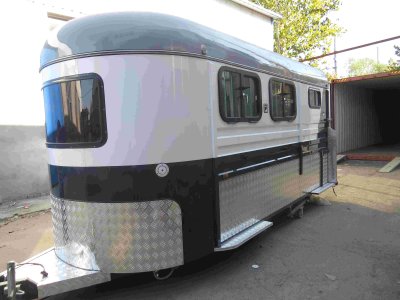 Standard type 3 horses angle load horse trailer