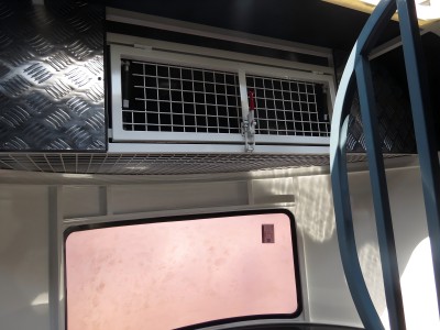 deluxe type 2 horses straight load horse trailer deluxe type 2 horses straight load horse trailer